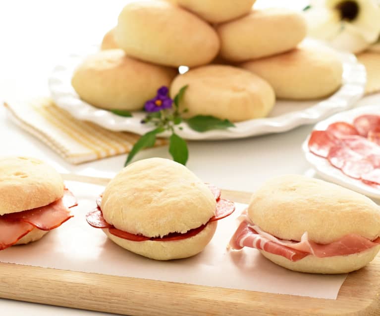 Exploring the Delightful Breakfasts of Andalusia
